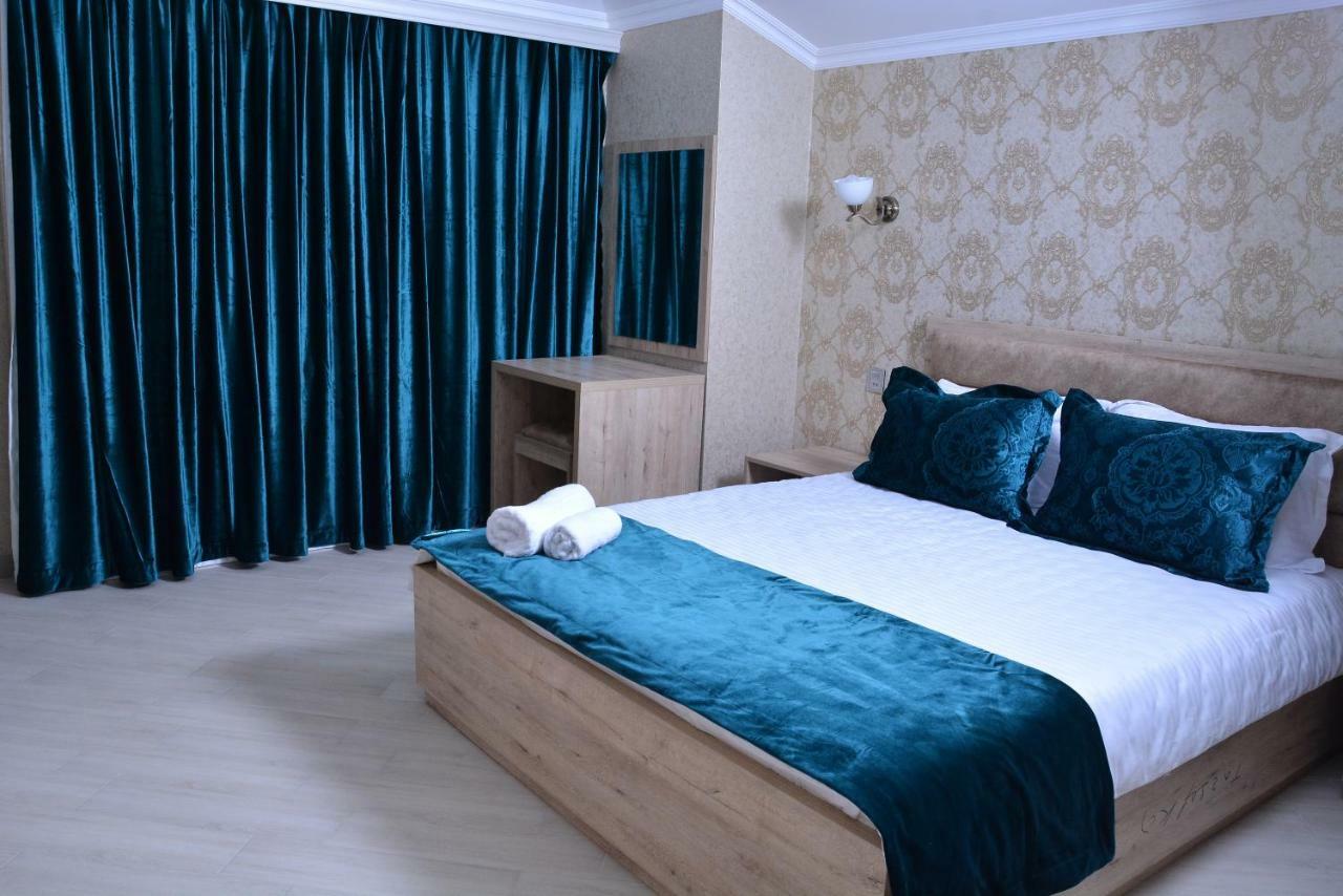 Global Hotel Баку Екстериор снимка